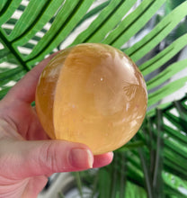 Load image into Gallery viewer, Large Yellow honey calcite Sphere
